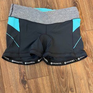Short Lululemon Cycling Shorts